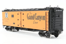 Load image into Gallery viewer, Gauge 1 - 1:32nd Scale Brass Row & Company ATSF - Santa Fe SFRD RR-27/33 Refrigerator Car, Factory Painted "Grand Canyon" No. 34796