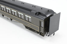 Load image into Gallery viewer, HO Brass W&R Enterprises NP - Northern Pacific First Class Coach Version 1 Factory Painted Pullman Green No. 937