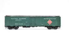Load image into Gallery viewer, O Brass PSC - Precision Scale Co. REA - Railway Express Agency 50' Ice Reefer Custom Painted No. 6435