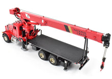 Load image into Gallery viewer, O CON Manitowok Model Shop 1:50th National Crane 1300H Factory Painted Diecast