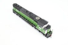 Load image into Gallery viewer, HO Athearn Genesis BN - Burlington Northern EMD SD60M "Tri-Clops" FP No.9213 w/ Tsunami2 DCC & Sound