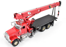 Load image into Gallery viewer, O CON Manitowok Model Shop 1:50th National Crane 1300H Factory Painted Diecast