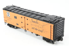 Load image into Gallery viewer, Gauge 1 - 1:32nd Scale Brass Row & Company ATSF - Santa Fe SFRD RR-27/33 Refrigerator Car, Factory Painted "El Capitan", No. 34854