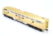 Load image into Gallery viewer, O Brass OMI - Overland Models, Inc Various Roads EMD E8/9A Without Dynamic Brakes DOES NOT RUN AS-IS
