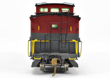 Load image into Gallery viewer, HO Brass OMI - Overland Models, Inc. NYC - New York Central "Pacemaker" Plywood Caboose FP No. 20112