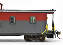 Load image into Gallery viewer, HO Brass OMI - Overland Models, Inc. NYC - New York Central "Pacemaker" Plywood Caboose FP No. 20112