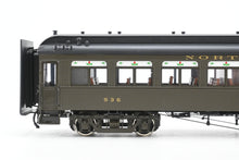 Load image into Gallery viewer, HO Brass W&R Enterprises NP - Northern Pacific Coach-Smoker Version 2 Factory Painted Pullman Green No. 936