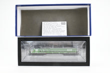 Load image into Gallery viewer, HO Athearn Genesis BN - Burlington Northern EMD SD60M "Tri-Clops" FP No.9213 w/ Tsunami2 DCC & Sound