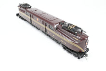 Load image into Gallery viewer, O Brass CON Weaver Models PRR - Pennsylvania Railroad GG-1 Electric FP Tuscan Red 5-Stripes 2-Rail No. 4876