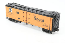 Load image into Gallery viewer, Gauge 1 - 1:32nd Scale Brass Row & Company ATSF - Santa Fe SFRD RR-27/33 Refrigerator Car, Factory Painted "Scout", No. 34659