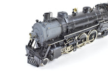 Load image into Gallery viewer, HO Brass Hallmark Models MKT - Missouri Kansas Texas 4-6-2 C/P in N&W - Norfolk & Western #560 w/ REBOXX