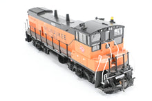 Load image into Gallery viewer, HO Brass OMI - Overland Models Inc. MILW - Milwaukee Road EMD MP15AC FP No. 465 2000 Run