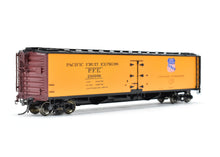 Load image into Gallery viewer, HO Brass PSC - Precision Scale Co. PFE - Pacific Fruit Express 52' R-70-2 Ice Refrigerator Car FP No. 200099