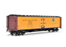 Load image into Gallery viewer, HO Brass PSC - Precision Scale Co. PFE - Pacific Fruit Express 52' R-70-2 Ice Refrigerator Car FP No. 200099