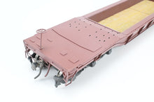 Load image into Gallery viewer, O Brass Alco Models PRR - Pennsylvania Railroad F33 Greenville Well Flat Custom Painted & Weathered No. 470092