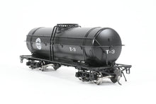 Load image into Gallery viewer, HO Brass DVP - Division Point DM&IR - Duluth Missabe & Iron Range T-3 Water Car Factory Painted