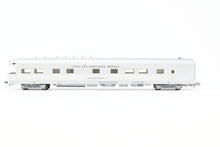 Load image into Gallery viewer, N Kato 156-0899 10th Anniversary Business Car “Chicago”