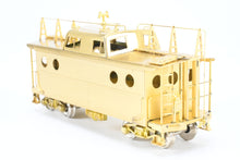 Load image into Gallery viewer, HO Brass Alpha Models PRR - Pennsylvania Railroad N-5C Cabin Car w/ Trainphone Antenna