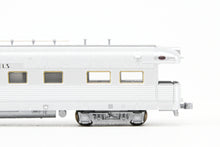 Load image into Gallery viewer, N Kato 156-0899 10th Anniversary Business Car “Chicago”