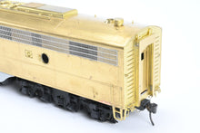 Load image into Gallery viewer, O Brass OMI - Overland Models, Inc Various Roads EMD E8/9B Without Dynamic Brakes