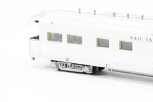 Load image into Gallery viewer, N Kato 156-0899 10th Anniversary Business Car “Chicago”