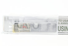 Load image into Gallery viewer, N Kato 156-0899 10th Anniversary Business Car “Chicago”