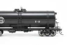Load image into Gallery viewer, HO Brass DVP - Division Point DM&IR - Duluth Missabe & Iron Range T-2 Water Car Factory Painted