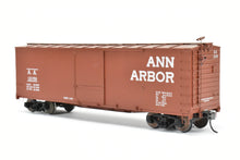 Load image into Gallery viewer, O Scale Resin Rails Unlimited Ann Arbor 40' USRA Double Sheath Boxcar Custom Built and Painted