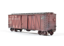 Load image into Gallery viewer, HO Brass OMI - Overland Models, Inc. C&NW - Chicago & North Western USRA Single Sheath Boxcar Custom Painted