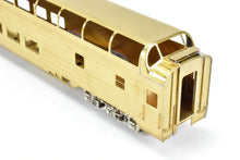 Load image into Gallery viewer, HO Brass Oriental Limited GN - Great Northern Empire 1390 Budd Super Dome Lounge