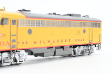 Load image into Gallery viewer, HO Athearn Genesis MILW - Milwaukee Road EMD FP7 Freight FP No. 100-A