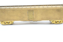 Load image into Gallery viewer, HO Brass Trains Inc. Various Roads REA - Railway Express Agency 50' Wood Express Reefer