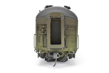 Load image into Gallery viewer, O Scale Metal and Wood Walthers UP - Union Pacific 60' Baggage Car C/P