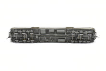 Load image into Gallery viewer, O Scale Metal and Wood Walthers UP - Union Pacific 60' Baggage Car C/P