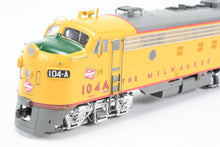 Load image into Gallery viewer, HO Athearn Genesis MILW - Milwaukee Road EMD FP7 Passenger FP No. 104-A