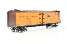 Load image into Gallery viewer, Gauge 1 - 1:32nd Scale Brass PSC - Precision Scale Co. PFE - Pacific Fruit Express 40' Wood Refrigerator R-30-12 Factory Painted No. 30449