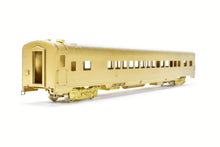 Load image into Gallery viewer, HO Brass Oriental Limited NP - Northern Pacific North Coast Limited 56-Seat Coach #500 w/ Skirts