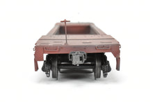 Load image into Gallery viewer, O Scale Metal Quality Craft C&O - Chesapeake & Ohio 61' Well Hole Flat Car Custom Built