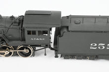 Load image into Gallery viewer, HO Brass Hallmark Models ATSF - Santa Fe Class 2507 2-8-0 Custom Painted No. 2522