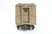 Load image into Gallery viewer, O Brass PSC - Precision Scale Co. Various Roads Pullman - Standard WWII Troop Sleeper Factory Painted No. 7025