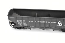 Load image into Gallery viewer, O Scale Brass US Hobbies C&O - Chesapeake & Ohio ACF Welded Triple Hopper Custom Painted No. 98488 NO ORIGINAL BOX