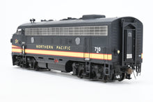 Load image into Gallery viewer, HO Athearn Genesis BN - Burlington Northern EMD F7A Ex NP - Northern Pacific FP No. 710