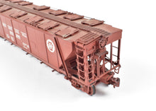 Load image into Gallery viewer, HO Brass OMI - Overland Models, Inc. PRR - Pennsylvania Railroad Covered Hopper Class H32 5-Bay C/P