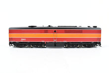 Load image into Gallery viewer, HO Brass UTI - Union Terminal Imports SP - Southern Pacific Alco PB-2 Daylight Scheme FP #5922 WRONG BOX