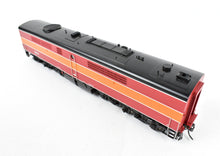 Load image into Gallery viewer, HO Brass UTI - Union Terminal Imports SP - Southern Pacific Alco PB-2 Daylight Scheme FP #5922 WRONG BOX