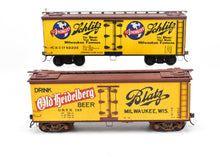 Load image into Gallery viewer, O Scale Wood Unknown Manufacturer Lot of Two 36' Wood Beer Reefers Schlitz and Old Heidelberg Beer Pro Built and Painted NOB