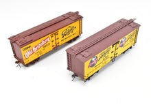 Load image into Gallery viewer, O Scale Wood Unknown Manufacturer Lot of Two 36' Wood Beer Reefers Schlitz and Old Heidelberg Beer Pro Built and Painted NOB