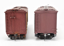 Load image into Gallery viewer, O Scale Wood Unknown Manufacturer Lot of Two 36' Wood Beer Reefers Schlitz and Old Heidelberg Beer Pro Built and Painted NOB