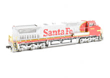 Load image into Gallery viewer, HO Brass OMI - Overland Models Inc. AT&SF - Santa Fe Dash 8-40CW Gullwing Cab Custom Painted