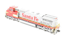 Load image into Gallery viewer, HO Brass OMI - Overland Models Inc. AT&SF - Santa Fe Dash 8-40CW Gullwing Cab Custom Painted